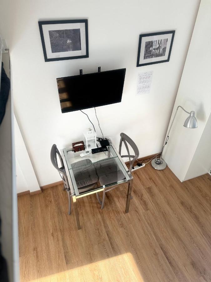 Happyhouse Apartment มิลาน ภายนอก รูปภาพ